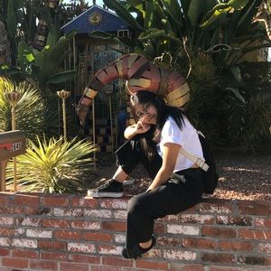 Meet your Posher, Jasmine